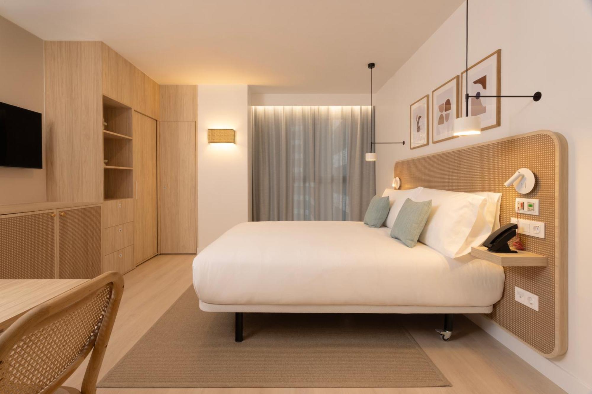 Staybridge Suites & Apartments Malaga By Ihg Dış mekan fotoğraf