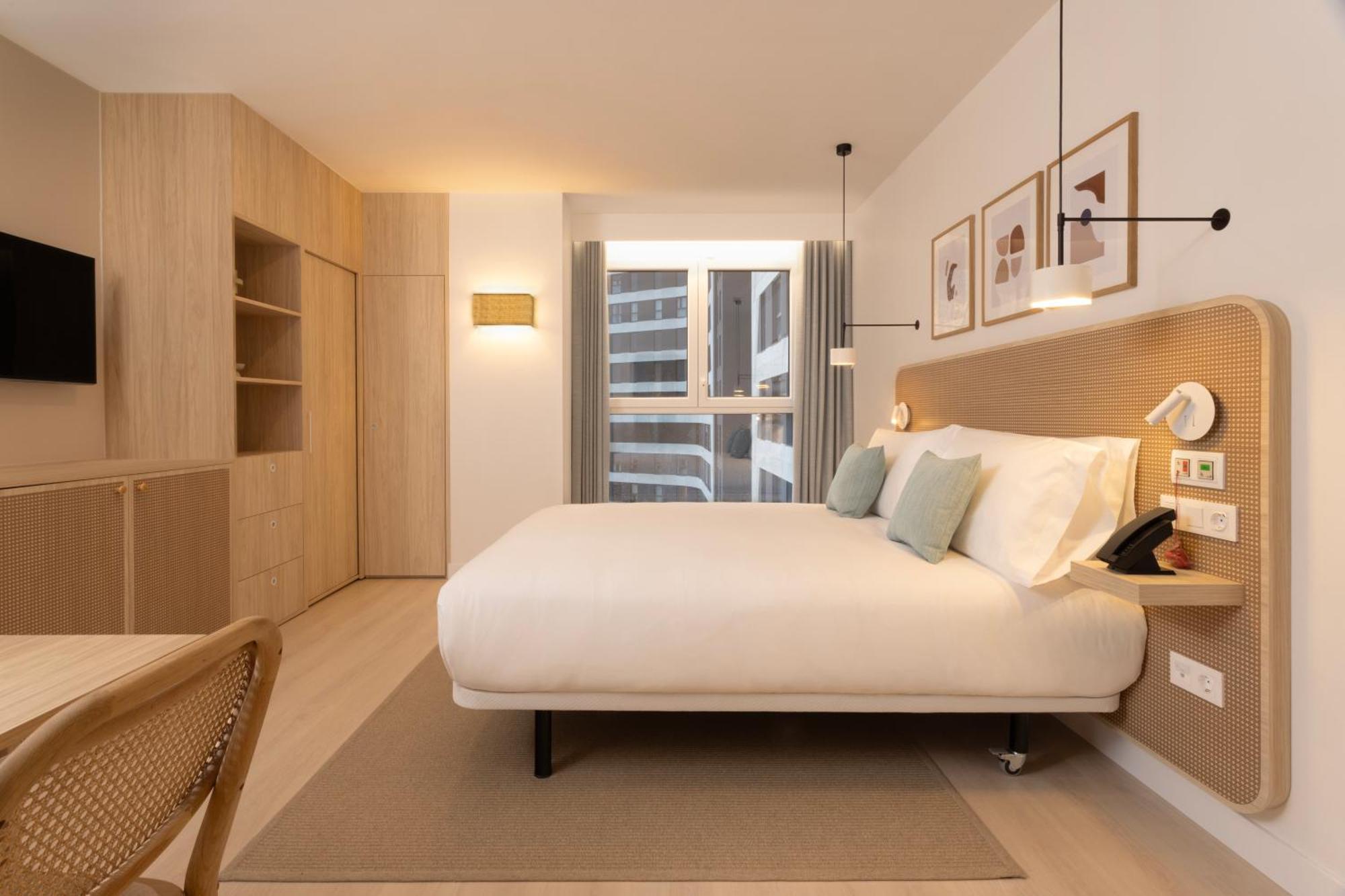 Staybridge Suites & Apartments Malaga By Ihg Dış mekan fotoğraf