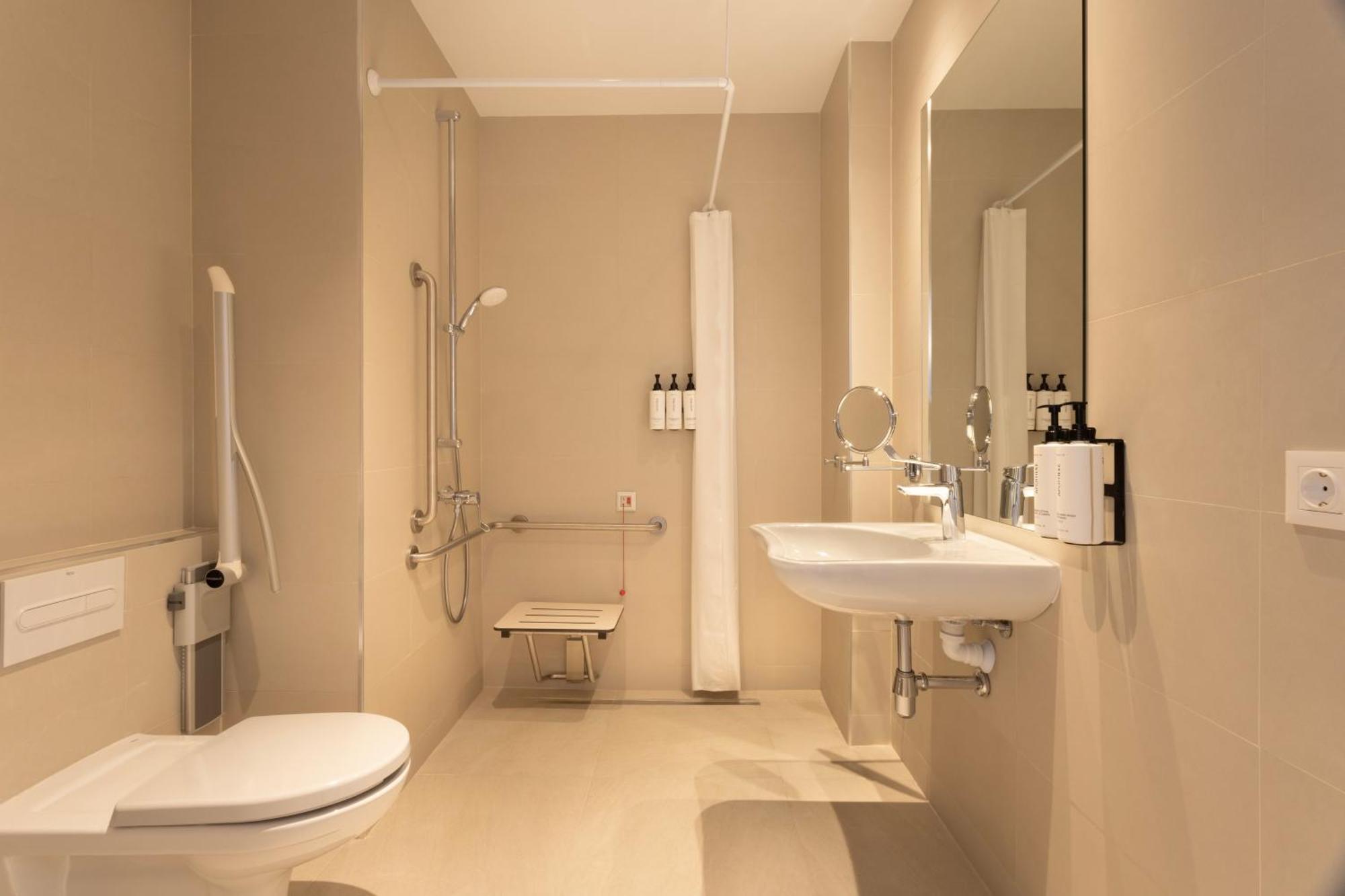Staybridge Suites & Apartments Malaga By Ihg Dış mekan fotoğraf