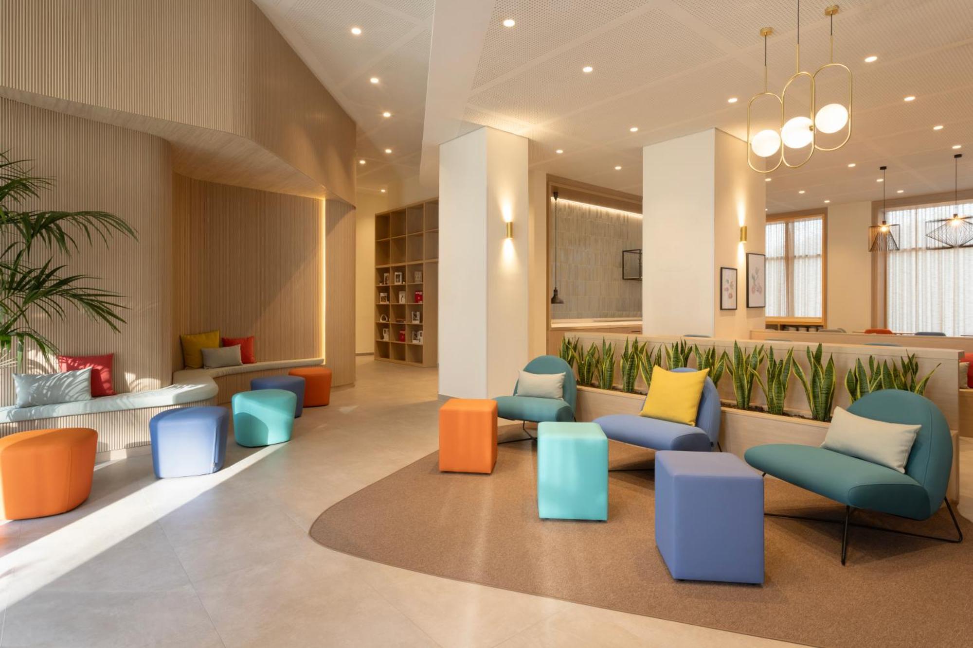 Staybridge Suites & Apartments Malaga By Ihg Dış mekan fotoğraf